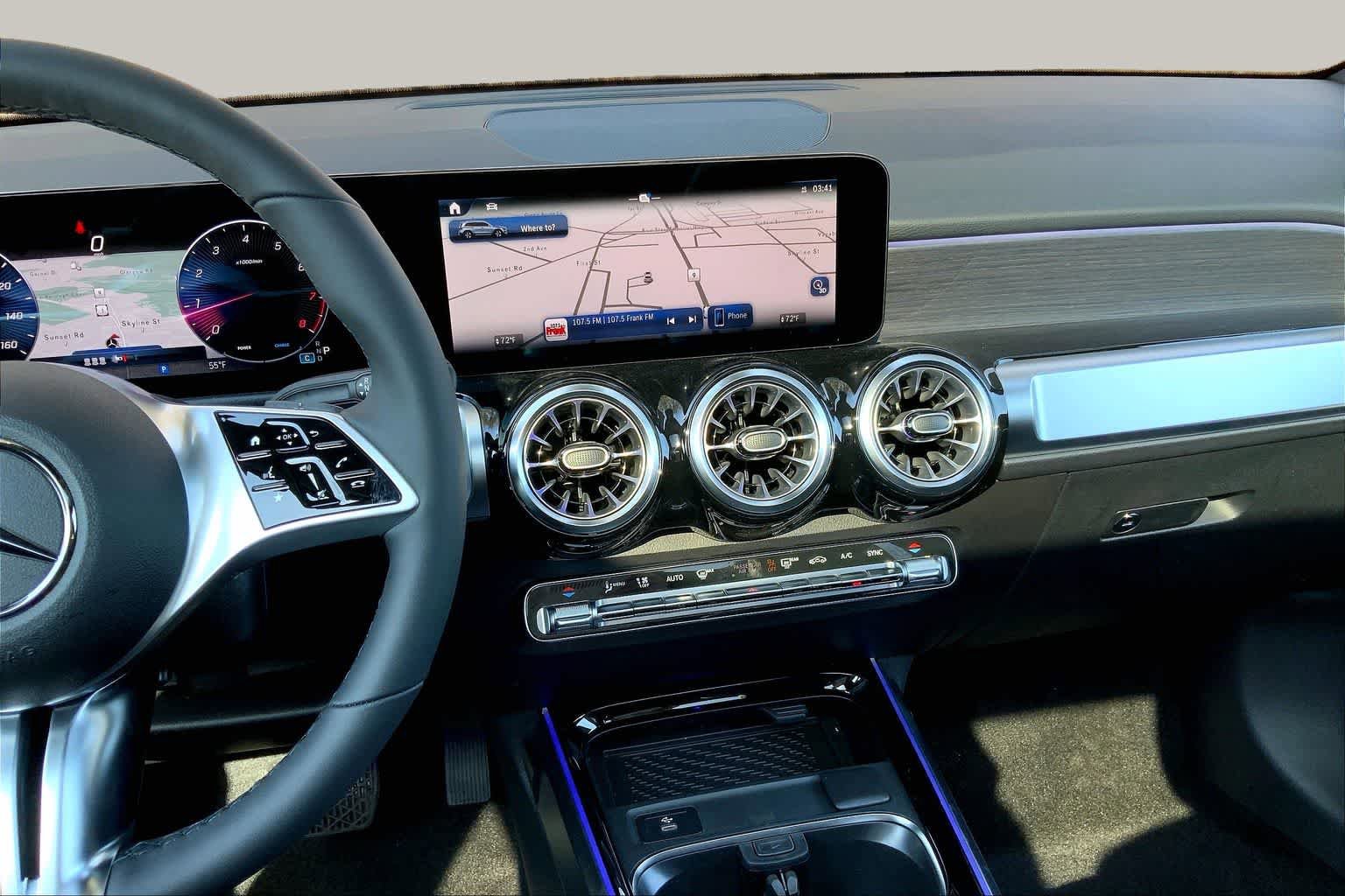 New 2026 Mountain Grey Metallic Mercedes-Benz GLB 250 image 6