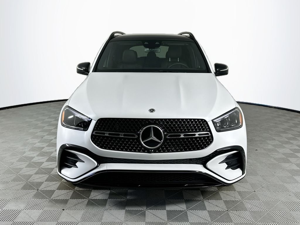 New 2026 MANUFAKTUR Moonlight White Magno Mercedes-Benz GLE 450 image 2