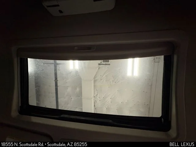 Used 2017  Toyota XLE image 31