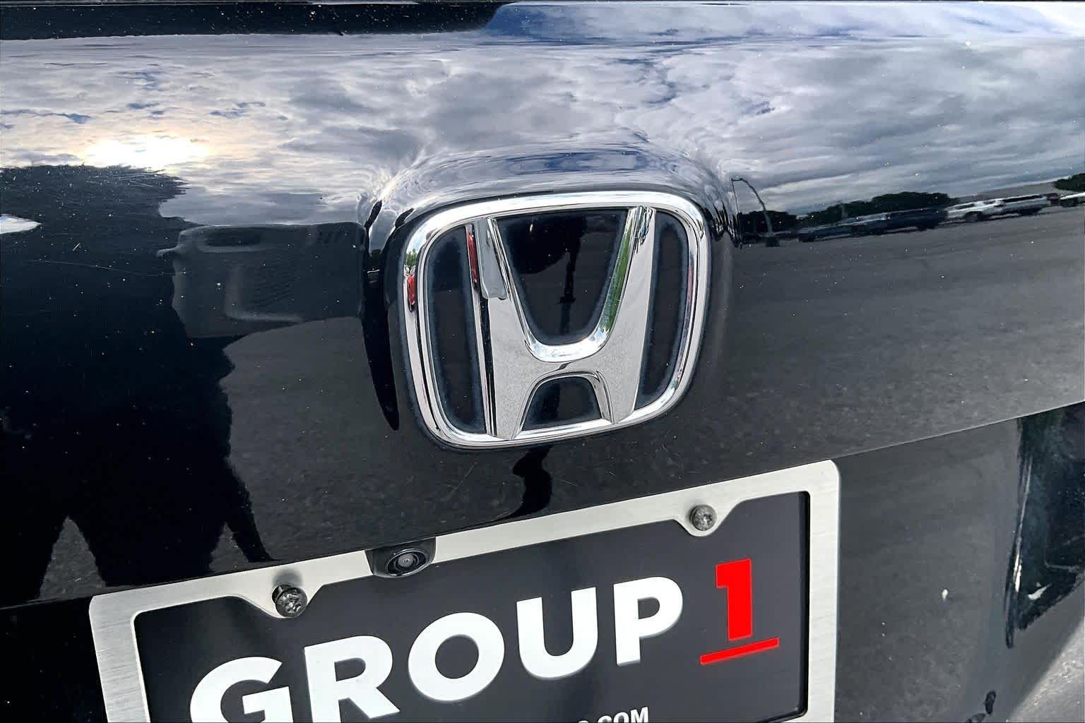 Used 2022 Crystal Black Pearl Honda Elite image 31