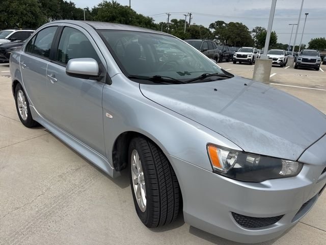 2013 Mitsubishi Lancer's photo