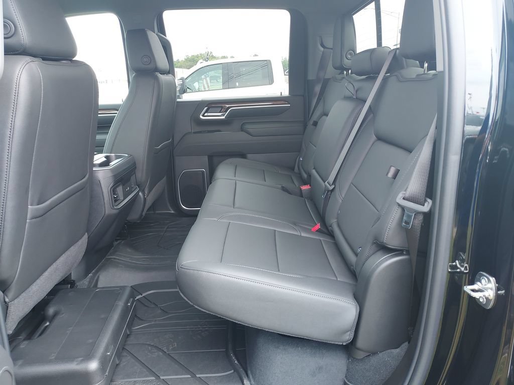 2026 Chevrolet Silverado 3500 HD LT - Photo 14