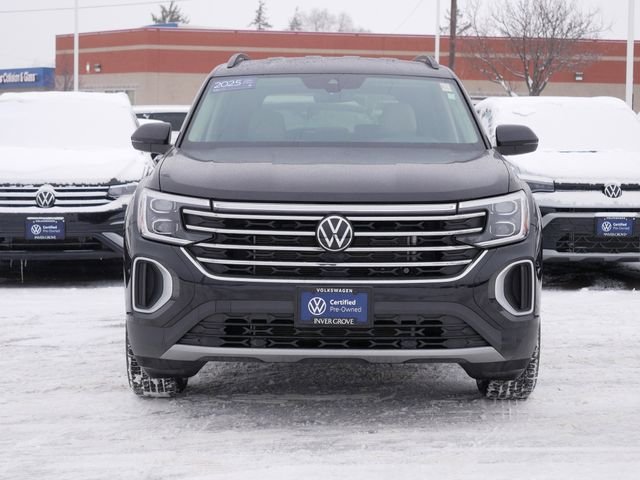 Certified 2025 Volkswagen Atlas SE with VIN 1V2LR2CA5SC526224 for sale in Inver Grove Heights, Minnesota