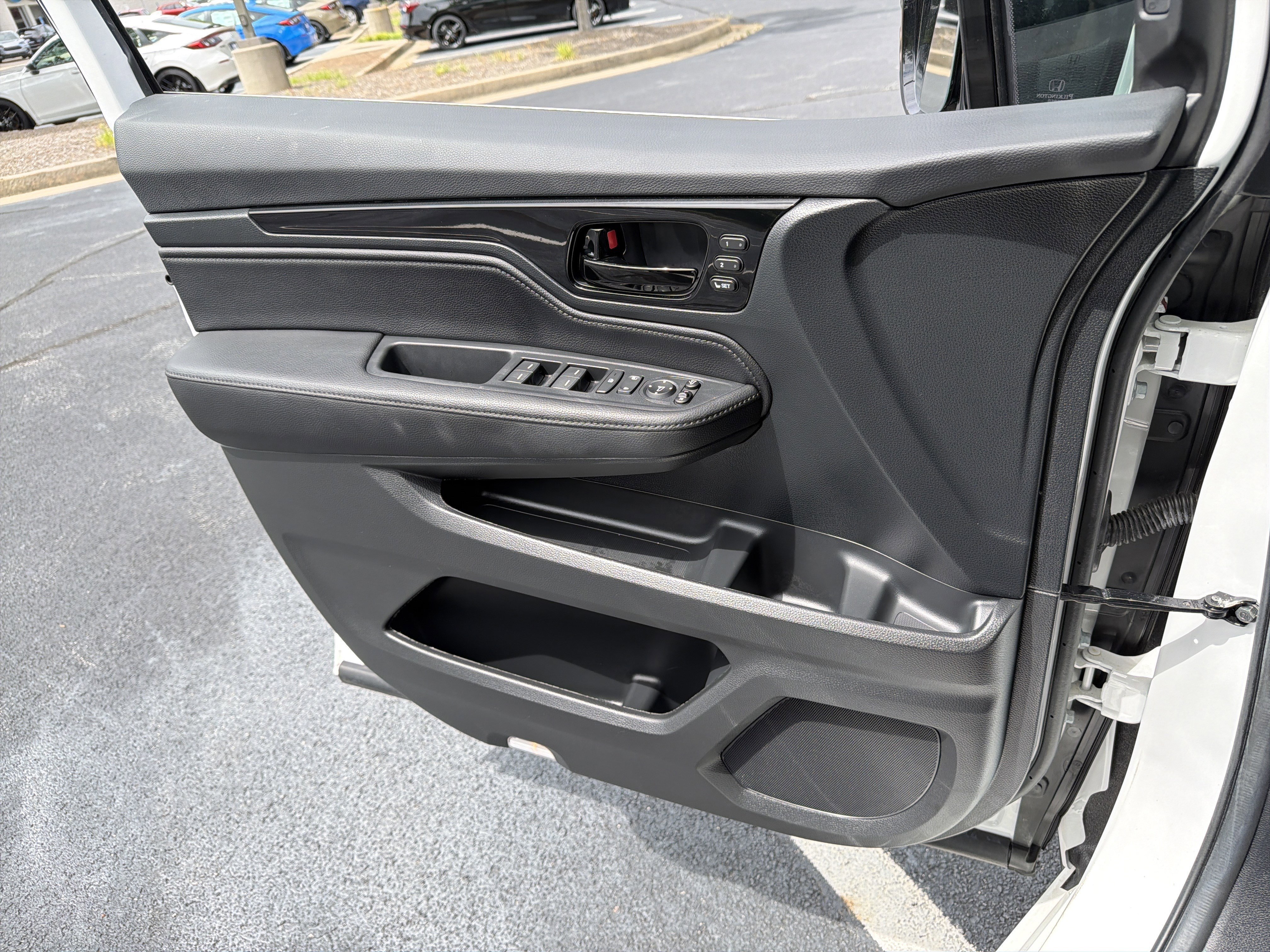 2024 Honda Odyssey Elite - Photo 14