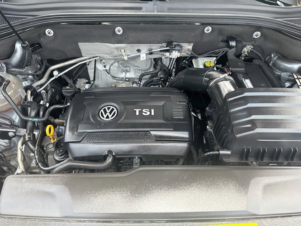 Used 2023  Volkswagen 2.0T SE image 35