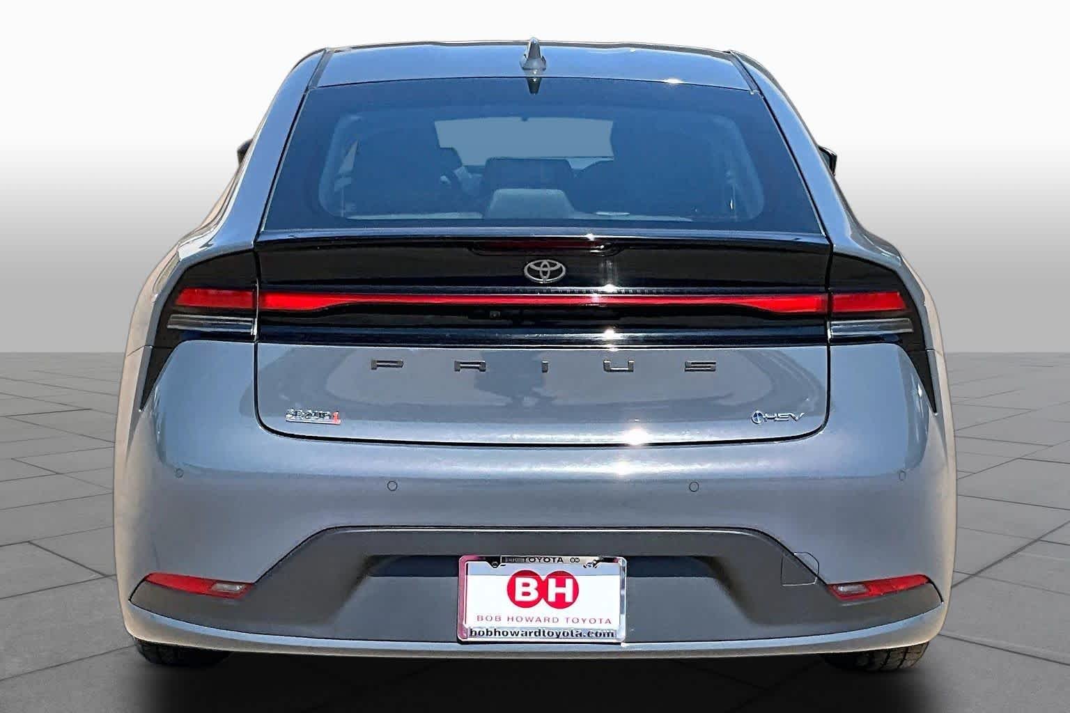 Certified Used 2025 Guardian Gray Toyota LE image 5