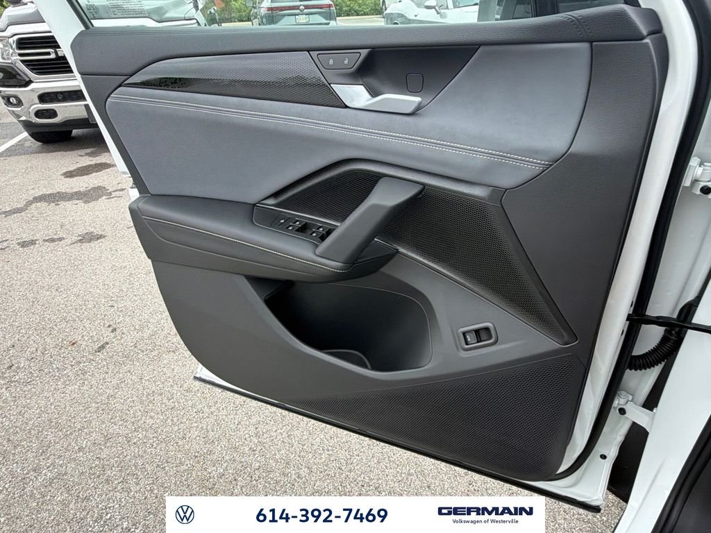 New 2026 Opal White w/Deep Black Roof Volkswagen 2.0T SE R-Line Black image 22