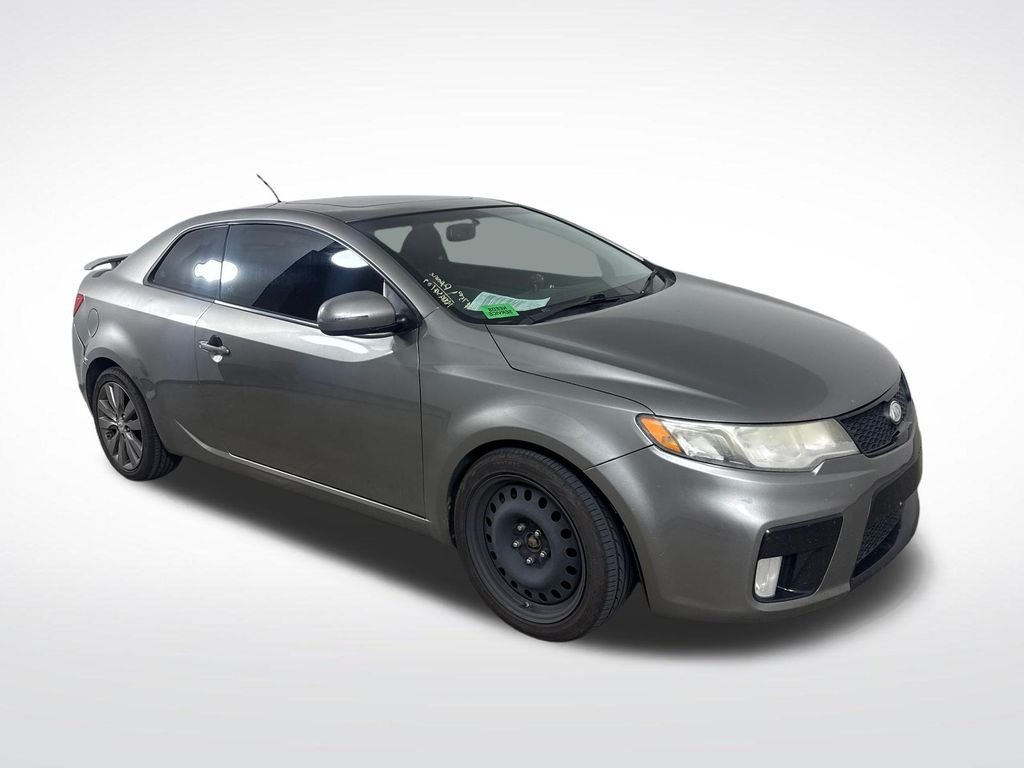2011 Kia Forte SX AT's photo