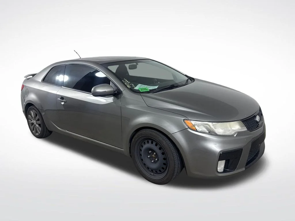 2011 Kia Forte SX AT's photo