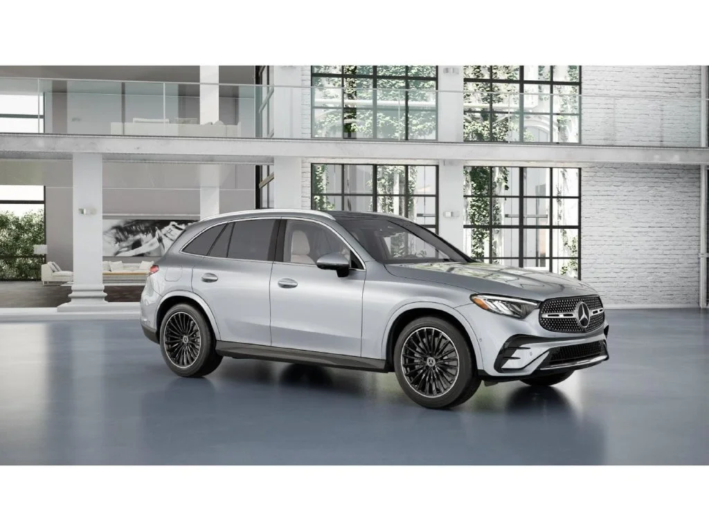 New 2027 Silver Mercedes-Benz GLC 300 image 12
