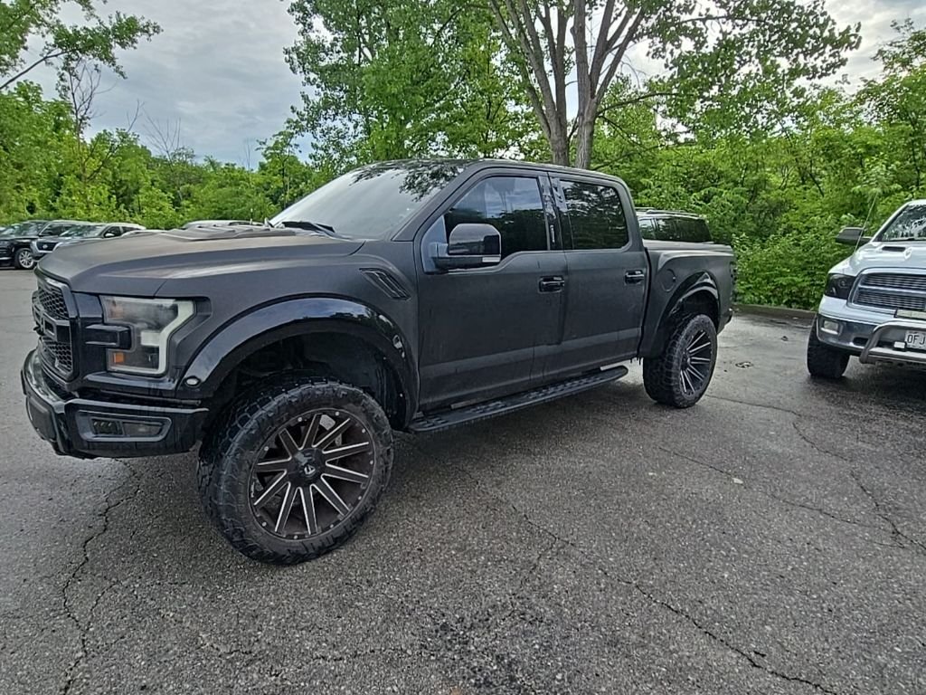 Used 2018 Ford F-150 Raptor with VIN 1FTFW1RG1JFA93883 for sale in Kansas City