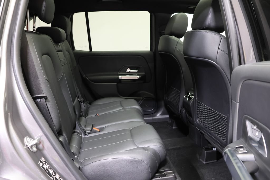 Used 2022 Mountain Gray Metallic Mercedes-Benz GLB 250 image 53
