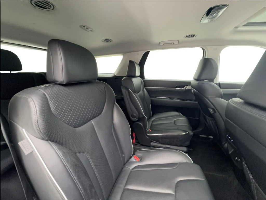 Used 2023 White Hyundai XRT image 28