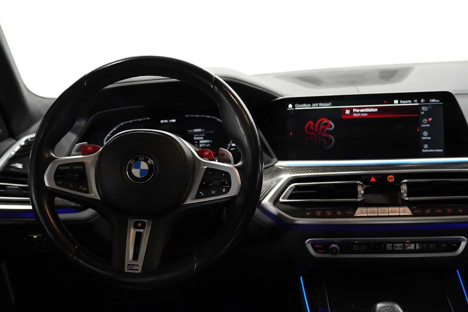 Used 2022 Manhattan Green Metallic BMW  image 23