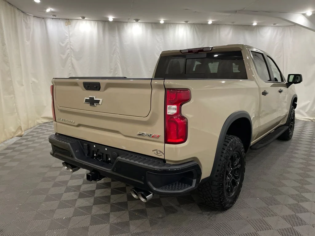 Used 2023 Sand Dune Metallic Chevrolet ZR2 image 5