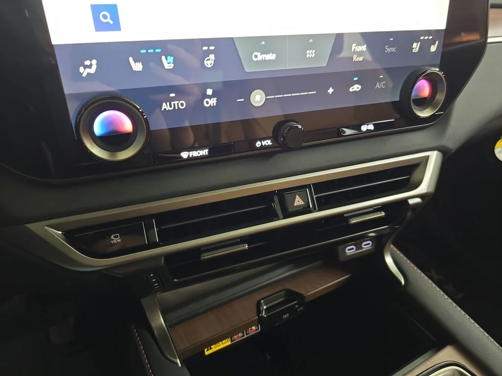New 2026 Iridium Lexus PREMIUM image 23