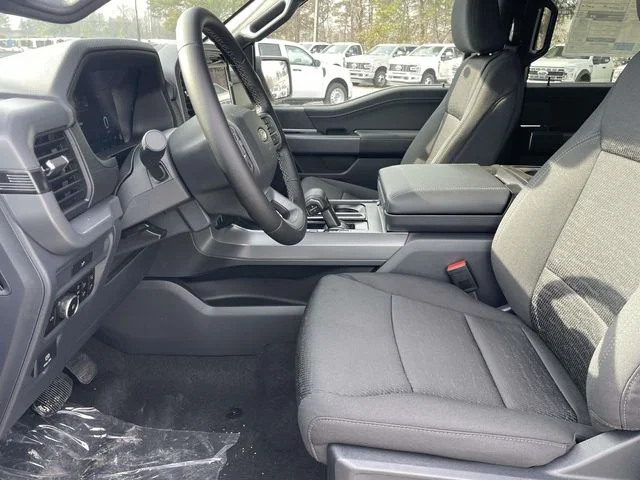 New 2026 Avalanche Ford XLT image 17