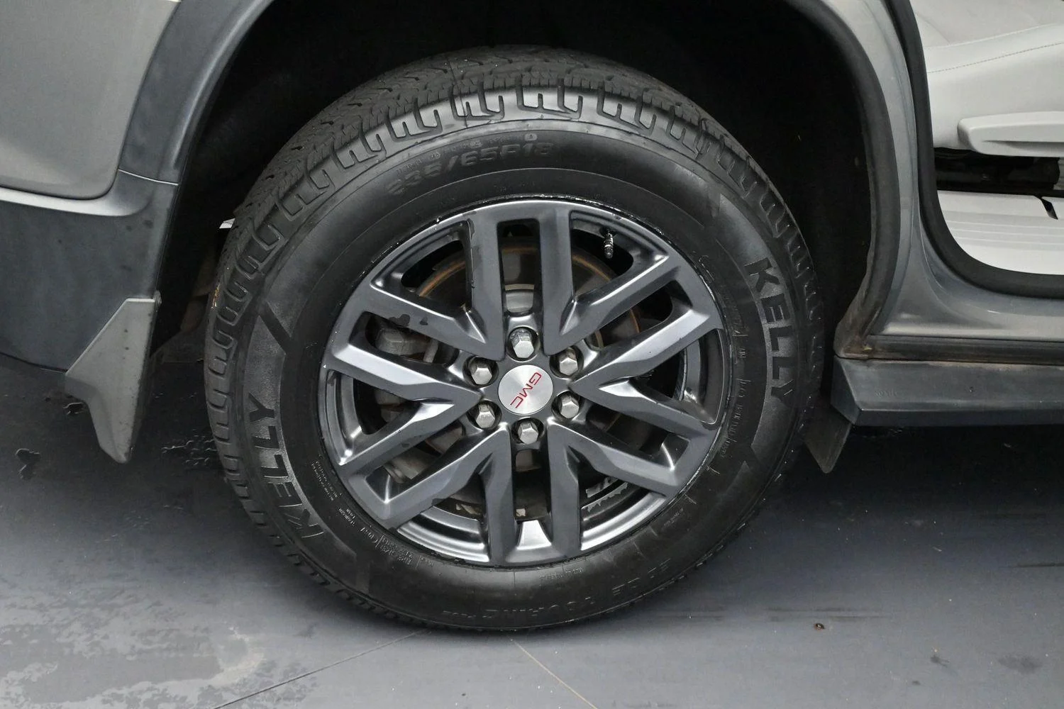 Used 2019 PEPPERDUST METALLIC GMC SLT image 43