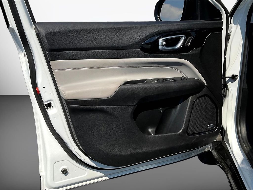 Used 2022 White Jeep Limited image 20
