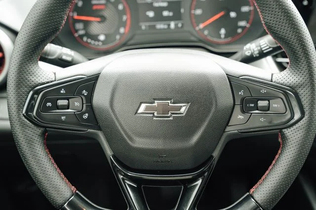 Used 2025 Sterling Gray Metallic Chevrolet 1RS image 7