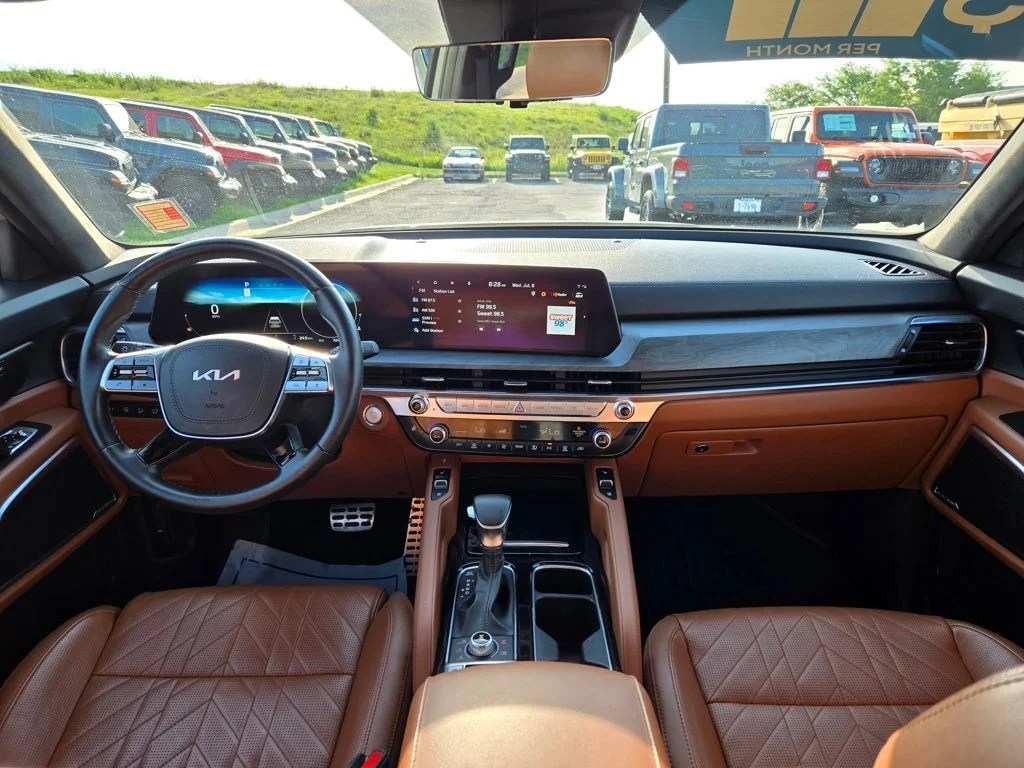 Used 2023 Gray Kia SX-Prestige X-Pro image 16