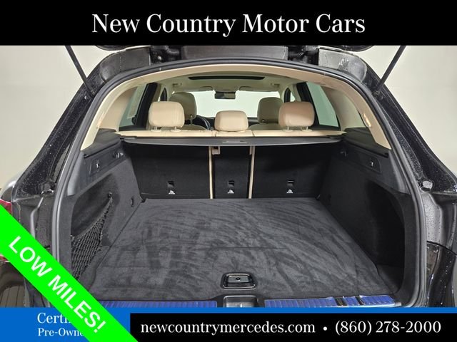 Certified Used 2022 Black Mercedes-Benz GLC 300 image 12