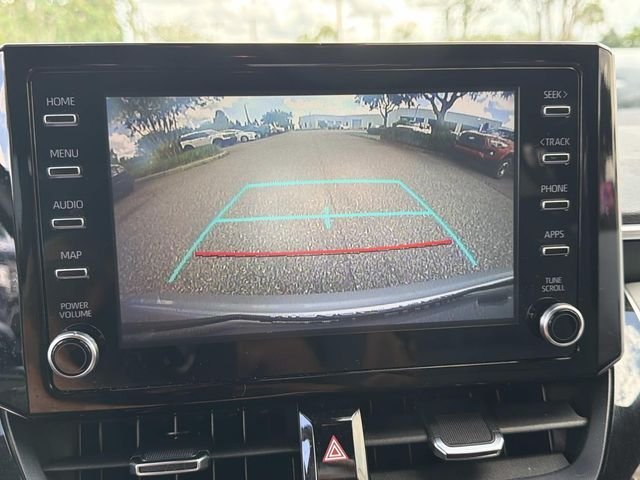 Used 2020 Silver Toyota SE image 21