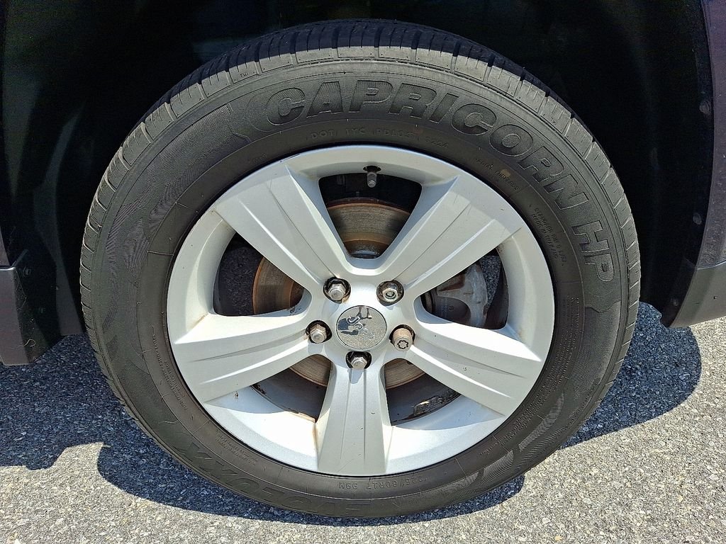 Used 2016 Blue Jeep Sport image 9