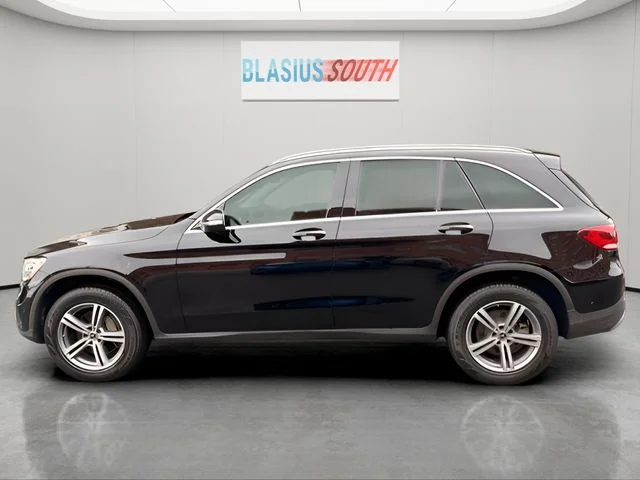 Used 2022 Black Mercedes-Benz GLC 300 image 6