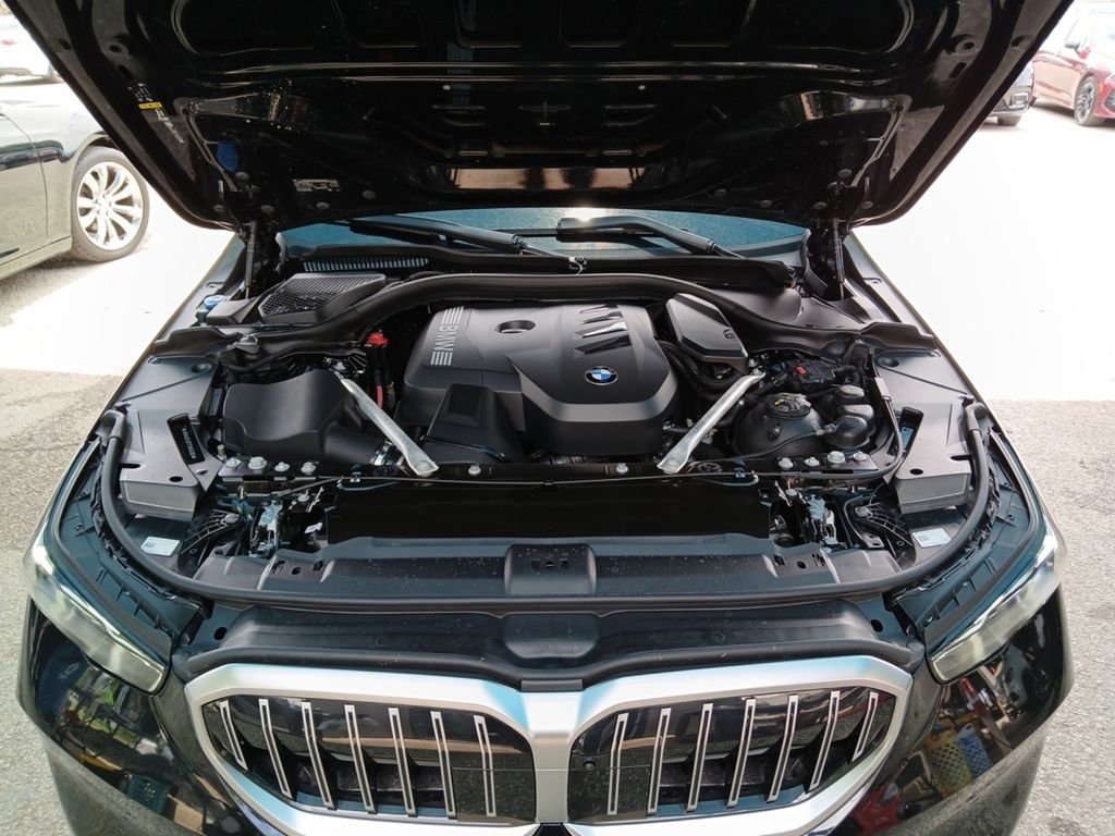 Used 2026 Black BMW 530i xDrive image 20