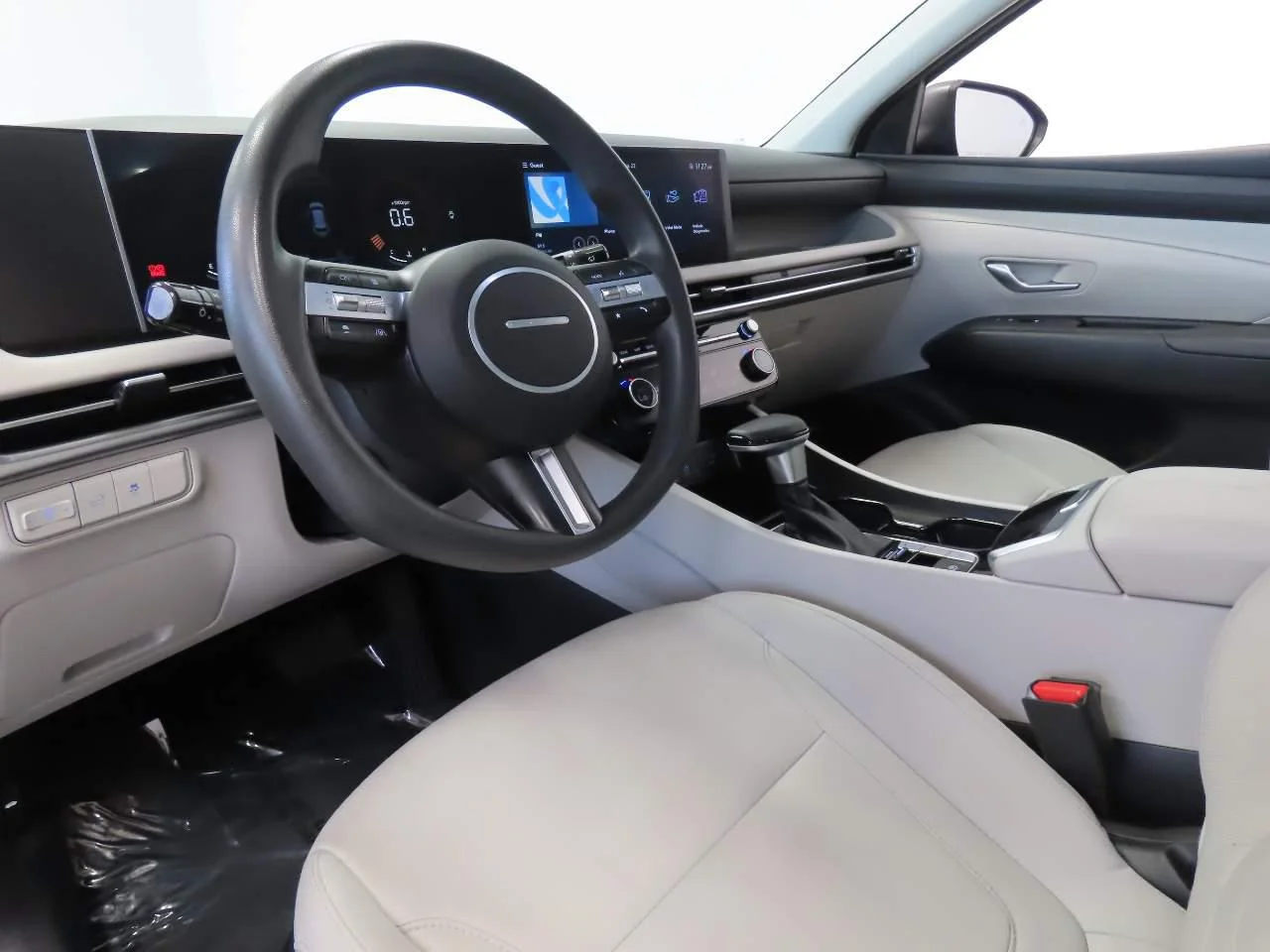 2025 Hyundai Tucson SEL - Photo 8
