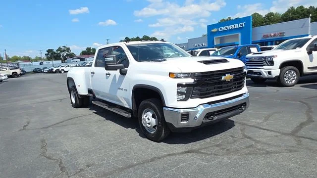 Used 2024 White Chevrolet Work Truck image 2