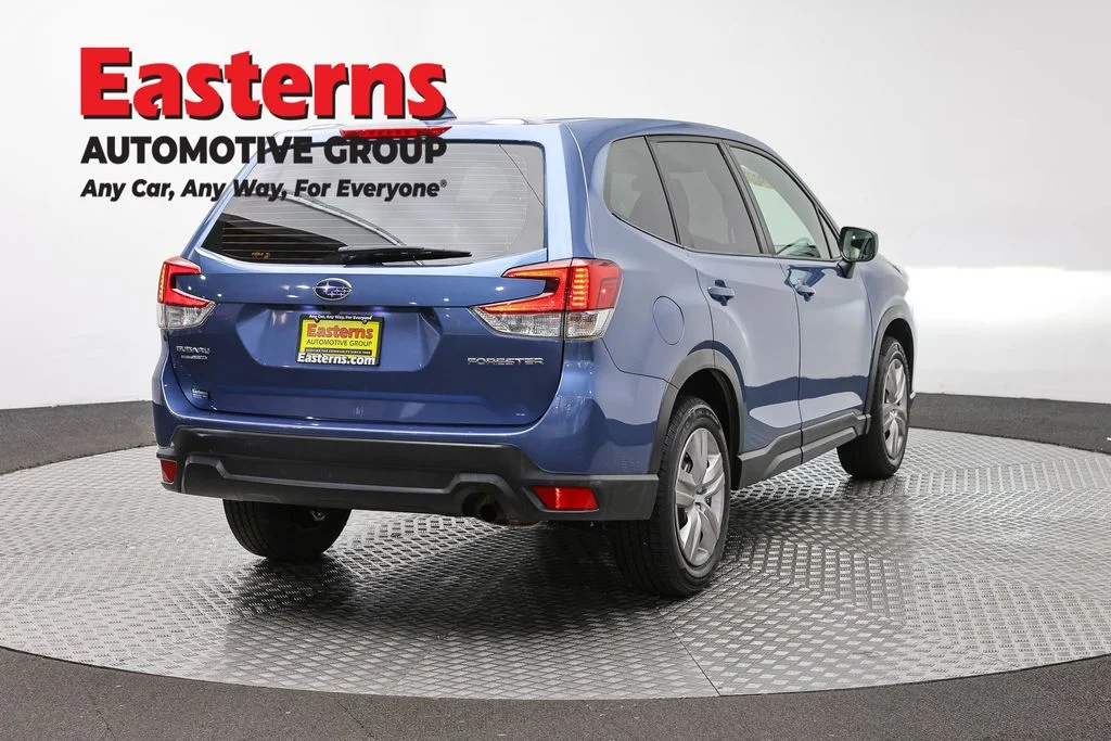 Used 2022 Blue Subaru Base image 5