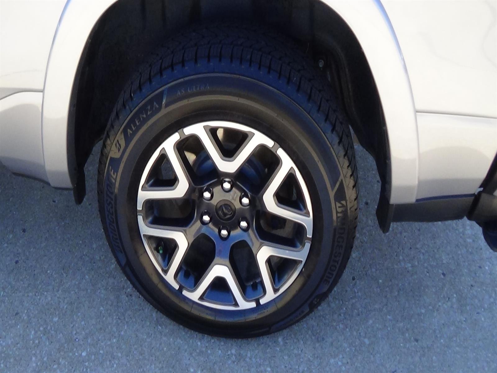 Used 2025 Billet Silver Metallic Clear Coat (psc) RAM Laramie image 9