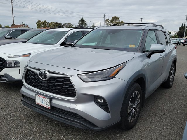 2023 Toyota Highlander 2023 Toyota Highlander XLE Sport Utility
