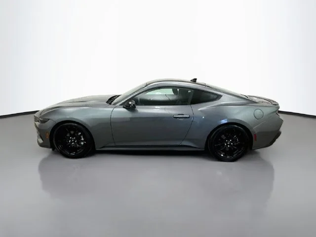 Used 2025 Gray Metallic Ford EcoBoost Premium image 4