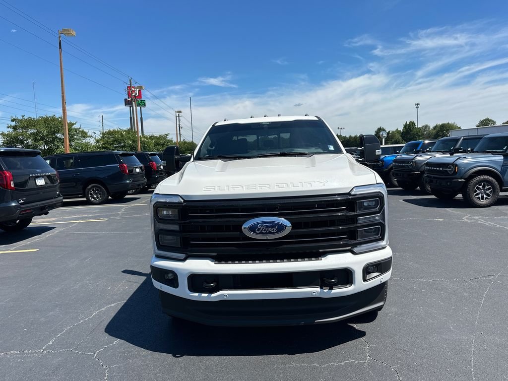 New 2026 White Ford Platinum image 2