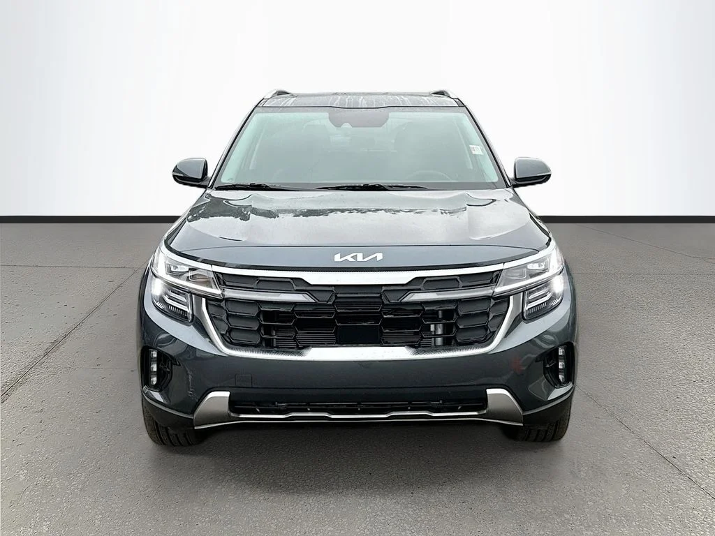 New 2026 Gravity Gray Kia SX image 2