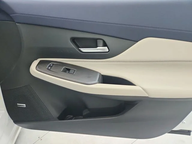 New 2026 White Nissan SL image 37