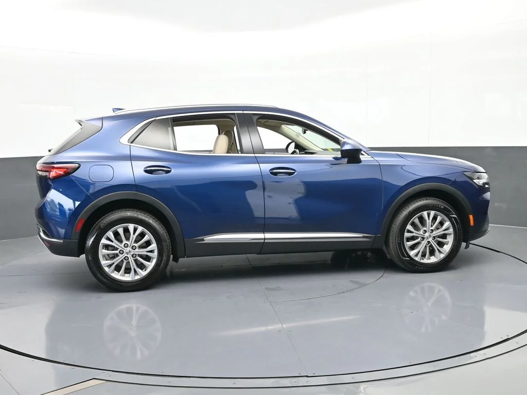 Used 2023 Sapphire Metallic Buick Preferred image 6