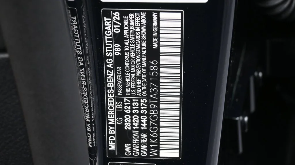 Used 2026 Black Mercedes-Benz S 580 image 28
