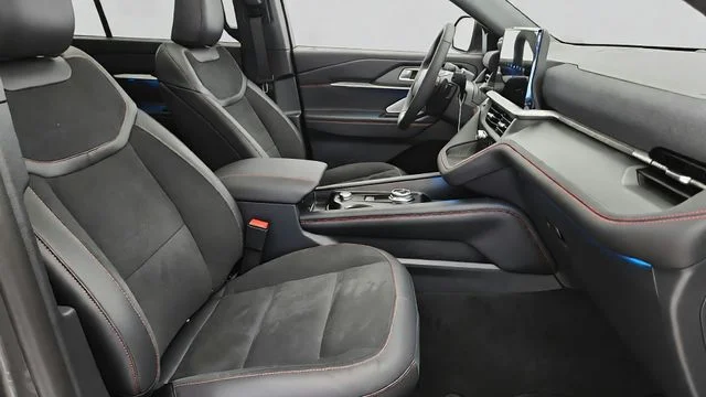 2026 Ford Explorer ST - Photo 52