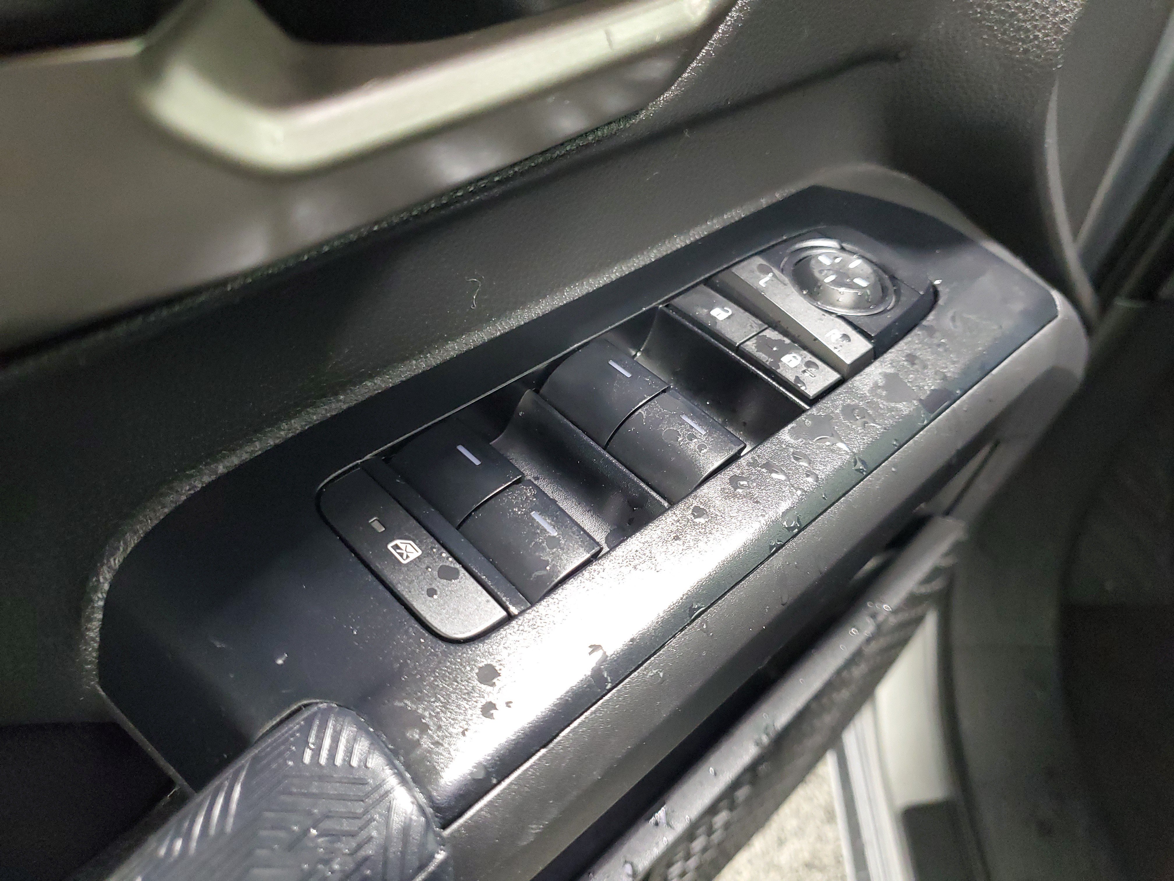 2025 Toyota Tacoma TRD Off Road - Photo 22