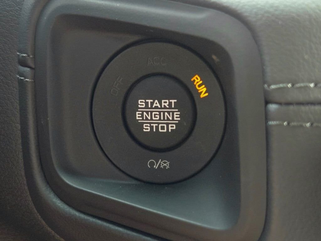 New 2026 Hydro Blue Pearlcoat Jeep Rubicon X image 31