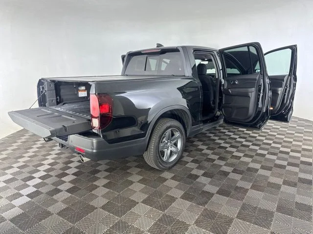 Used 2023  Honda RTL-E image 18