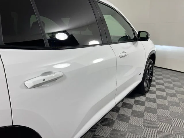 Used 2026 White Buick Sport Touring image 9