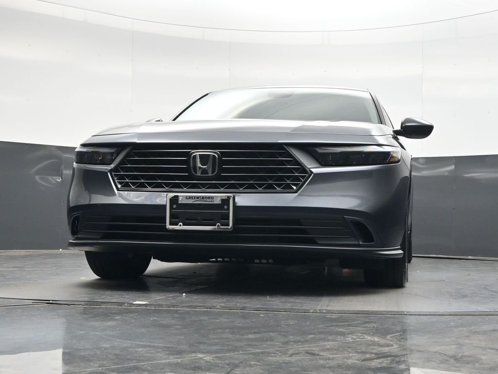 Used 2023  Honda EX image 31