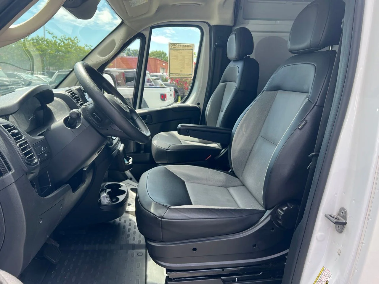 Used 2025 White Ram High Roof image 11