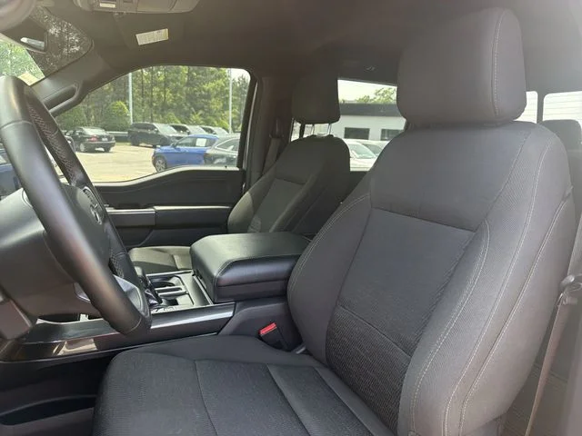 Used 2023 Silver Ford XLT image 11