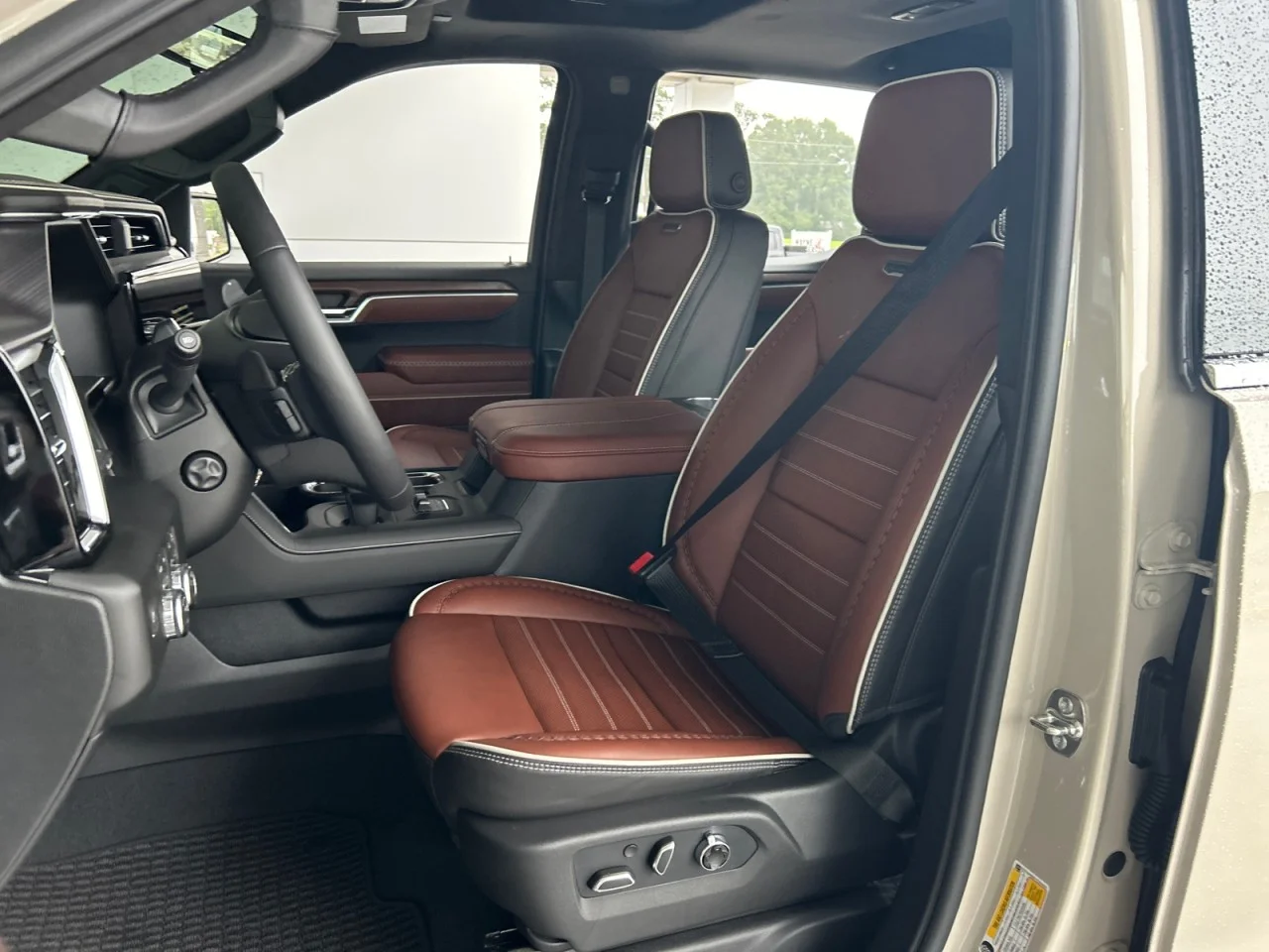 New 2026 Coastal Dune GMC Denali Ultimate image 17